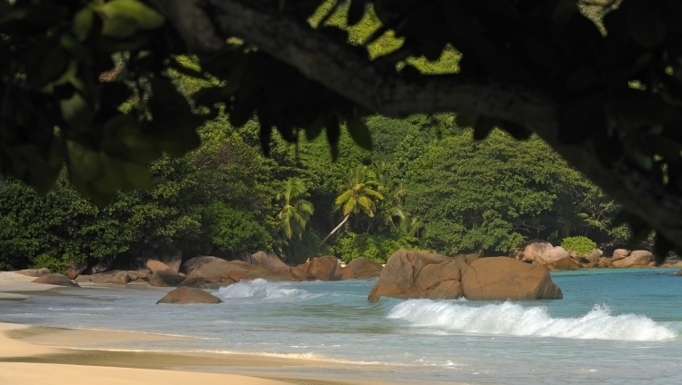 Raffles Praslin - Strand Anse Lazio